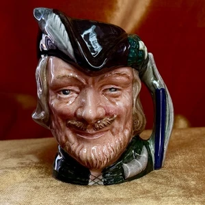 Royal Doulton~~~Mini Jarra Jarra Toby~~~”Robin Hood”~~EXCELENTE🐇 Estado - Imagen 1 de 8