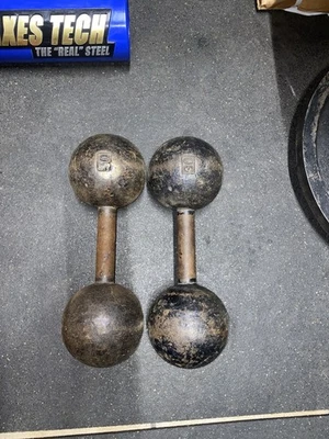 Jackson Waxed Globe Dumbbells Pair of 30 LBS Cast Iron Hand Weights - Image 1 of 2