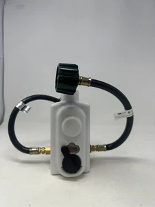 ACR-2 AUTOMATIC Change over Regulator w/ 2 Pigtail Hose Trailer Camper - Picture 1 of 4
