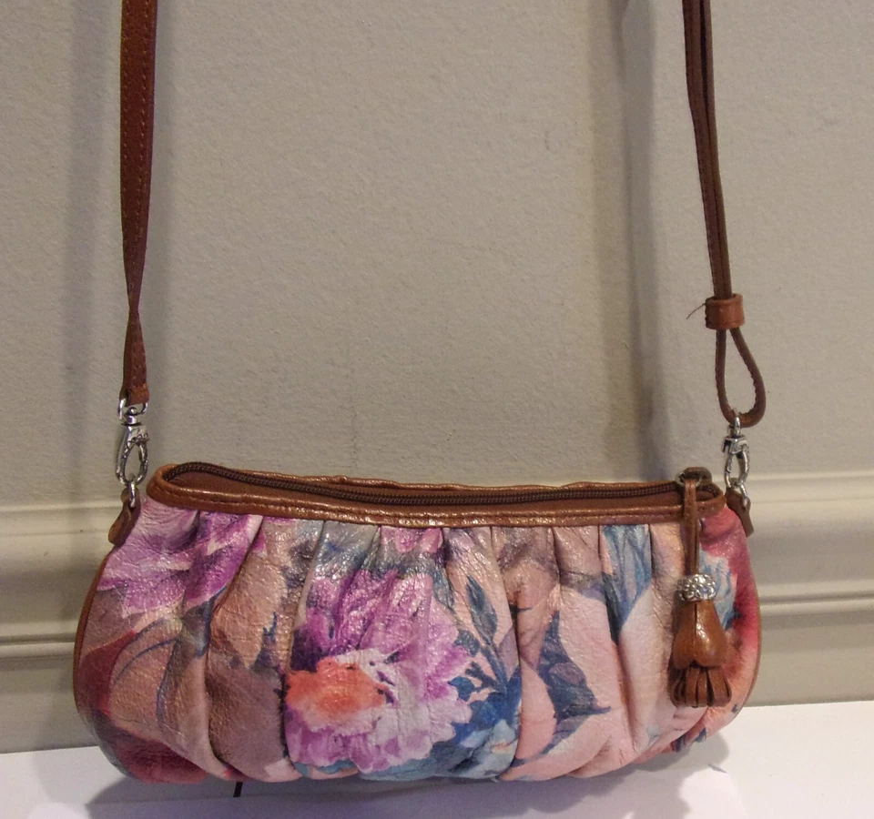 Bolso sin asas Brighton "Floral Garden, cuero genuino con ribete tostado Foto 1 de 4