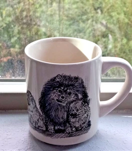 The Cache Black & White Pomeranian Family Dog Coffee Mug by Laura Griffin 1987  - Foto 1 di 5