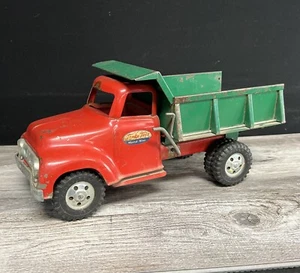 Vintage 1950s Tonka Toys Mound Minn. Red & Green Dump Truck All original - Picture 1 of 17