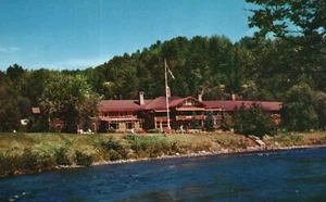 Vintage Postcard View of Alpine Inn Resort at Ste. Marguerite Sta. Quebec Canada - Picture 1 of 2