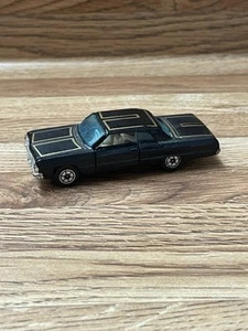 Vintage Yat Ming 1964 Chevy Impala SS Black & Gold 1070 - Made in Hong Kong - Picture 1 of 9