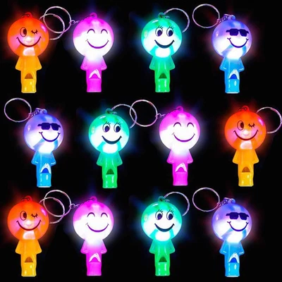 Llaveros Iluminados para Niños con Silbatos, Juego de 12, Llaveros LED Cara Sonrisa  Foto 1 de 4