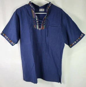 Nicaraguan Men Shirt made with Manta Cruda from Cotton 40in Width x 24 In Length - Bild 1 von 2