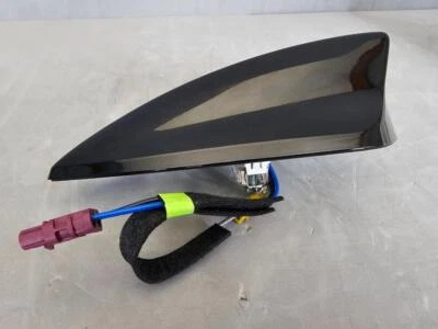 Chevrolet Impala 2015-2020 3 cables antena aleta de tiburón flash de carbono OEM 84400512 Foto 1 de 4