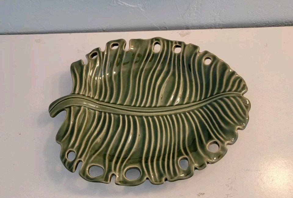 Monstera 9 pulgadas Plato Plato Servir Vajilla Planta Hoja Pier 1 Importaciones Exclusivo Foto 1 de 4