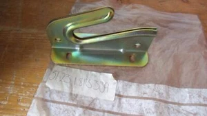 BMW 5 SERIES E12 BONNET LOCK NOTCH NEW GENUINE 51231813339 - Picture 1 of 1