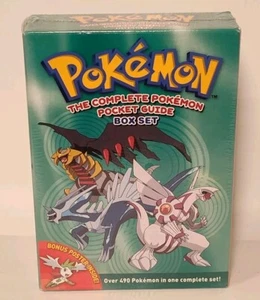 The Complete Pokémon Pocket Guide Box Set + Bonus Poster 2017 Edition - Foto 1 di 5