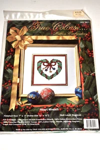 True Colors Band Stickset Herz Kranz 70011 Weihnachten Anfänger Level  - Bild 1 von 2