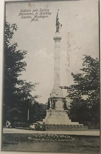Muskegon MI 1907 Antique Postcard Of Soldiers & Sailors Momument, Hackley Park - Picture 1 of 11