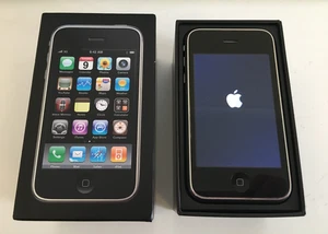 Apple iPhone 3GS 16GB 3rd Generation A1303 Original Packaging - Rare 2009 - Picture 1 of 9