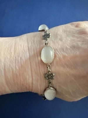 Antiguo brazalete victoriano de plata esterlina con piedra lunar de 7,25 pulgadas Foto 1 de 4