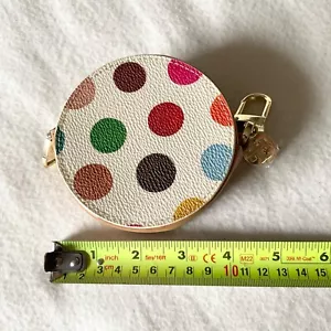 Tory Burch Multi Color Polka Dots Rund Leder Münztasche Geldbörse Schlüsselanhänger Dekor - Bild 1 von 3