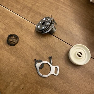 Singer Merritt 4530 Sewing Machine Replacement OEM Misc Thread Tensioner Parts - Picture 1 of 2
