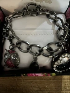 Betsy Johnson Black Metal Watch Charm Bracelet New In Box (Needs Battery) - Picture 1 of 9