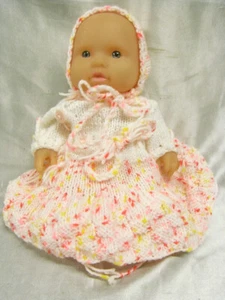 VÊTEMENT HABIT POUPÉE POUPON BAIGNEUR TRICOT CROCHET LAINE DOLL DRESS VINTAGE - Photo 1/4