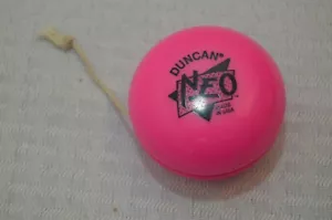 Juguete divertido para niños Duncan Neo Yo Yo Yo rosa caliente hecho en los mundos de EE. UU. #1 - Imagen 1 de 3