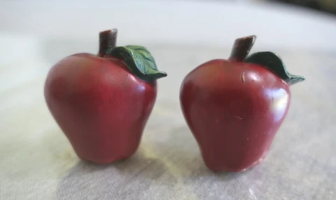 Pair Red Resin Apple Shaped Cabinet Armoire Dresser Sideboard Drawer Knobs 1.5"W Cover