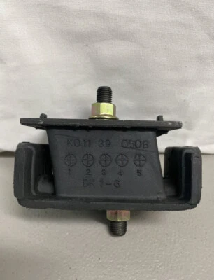 Proline EM-8607 Engine Mount Front Left fits 1995-2002 Kia Sportage 2.0L-L4 - Image 1 of 4