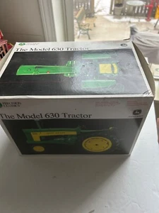 Ertl Precision Classics #21 John Deere Model 630 Tractor 1 16 - Picture 1 of 7