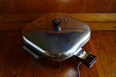 Sartén eléctrica Toastmaster de colección plancha totalmente sumergible modelo de sartén de 11" Foto 1 de 4