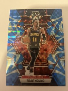 2022-23 Panini Mosaic Trae Young Reactive Blue Prizm #8 Atlanta Hawks 