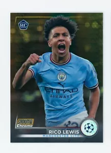 2022-23 Rico Lewis Topps Stadium Club Cromo Oro Prisma Rifrattore Rookie 50/50 - Foto 1 di 3