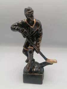 Skulptur Figur Sport Eishockey Spieler EM / WM Deko Geschenk - Bild 1 von 10