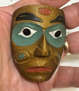 Vintage Tribal Totem Face Sculpture Souvenir Fridge Magnet Canada MJE - Picture 1 of 5