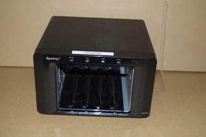 Synology DS1512+ 4 Bay NAS Disk Station with **NO TRAYS** - Afbeelding 1 van 6