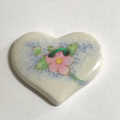 Pastel Flowers on Heart Shape Ceramic Button, Sew Through Cover