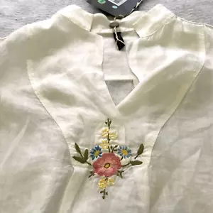 HIGH Women Blouse US 6 IT 42 White Floral Embroidered Peasant 3/4 Sleeve NWT - Picture 1 of 11