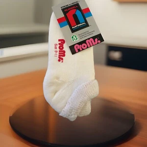 VTG Socks NWT Russell Acrylic Sport Ankle Pro Ms 9-11 White USA 80s 90's Low - Picture 1 of 5