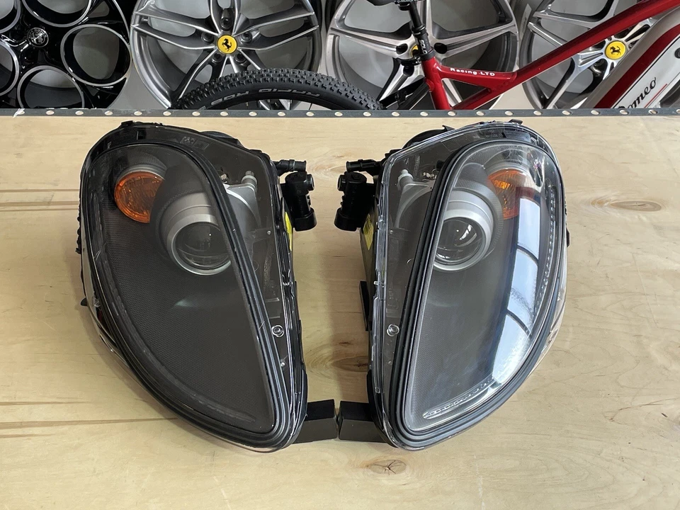 Juego de faros de carbono FERRARI 430 Scuderia 244288 + 244289 nuevos, juego de faros de carbono Foto 1 de 4