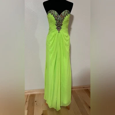 Vestido de graduación Sparkle 71272 Charteuse verde sin tirantes con cuentas de gasa NUEVO 10 Foto 1 de 4