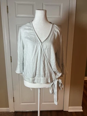 Blusa Lauren Conrad Feminina Tamanho Grande Branca Prata Envoltório Escritório Trabalho Vestuário  - Imagem 1 de 4