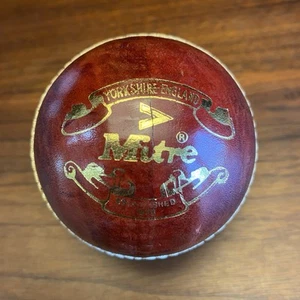 Mitre Senior Crown Cricket Ball 5 1/2 Oz Yorkshire England - Picture 1 of 9