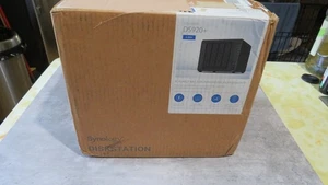 Synology 4 bay NAS DiskStation DS920+ (Diskless), 4-bay; 4GB DDR4 - Picture 1 of 13