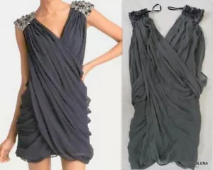 NEU MIT ETIKETT FRENCH CONNECTION GRAINGERS Pailletten Schultern drapiertes Seidenkleid Gr 0 $ 298 - Bild 1 von 9