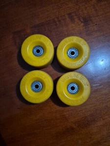 Braun Bilt Precision Old School Skateboard Wheels Sealed Bearings Yellow Nice - Picture 1 of 5