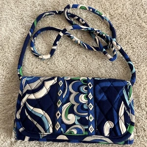 Vera Bradley Womens Strap Wallet Blue White Green Flowers 7” X 4” - Picture 1 of 10
