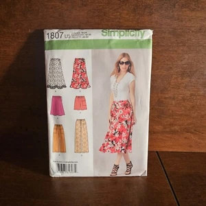 Pantalones Cortos Falda Patrón Costura Simplicity 1807 Tallas Grandes 16-24 Sin Cortar FF - Imagen 1 de 3