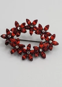 Rote Faux Strass Brosche Anstecknadel ~ Vintage, mit grauer Fassung 1,75" x 1,25" - Bild 1 von 8