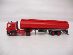 X-37903 Roskopf 1:87 Renault Feuerwehr Tank-Sattelzug, ohne Zurüstteile - Bild 1 von 7