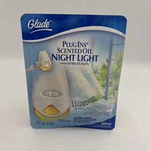 Unidad de luz nocturna de aceite perfumado Glade Plugins con tomas de corriente adicionales - Ropa limpia - Imagen 1 de 4