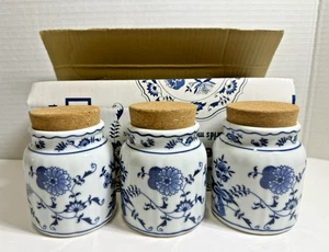 Vintage Set of 3 Blue Danube 4" Porcelain Spice Jars w/ Cork Lids w/ Box - Picture 1 of 14
