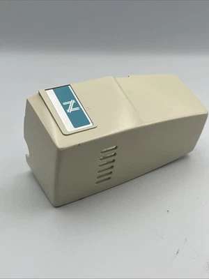 NECCHI MODEL 535 FA SEWING MACHINE FRONT COVER - Image 1 of 4