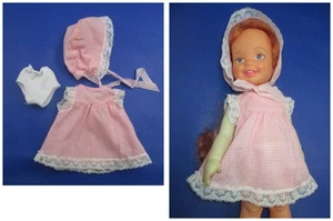 Ropa Muñeca 12" ~❤️~ Vestido Rosa, Gorro y Ropa Interior #450 - Imagen 1 de 2